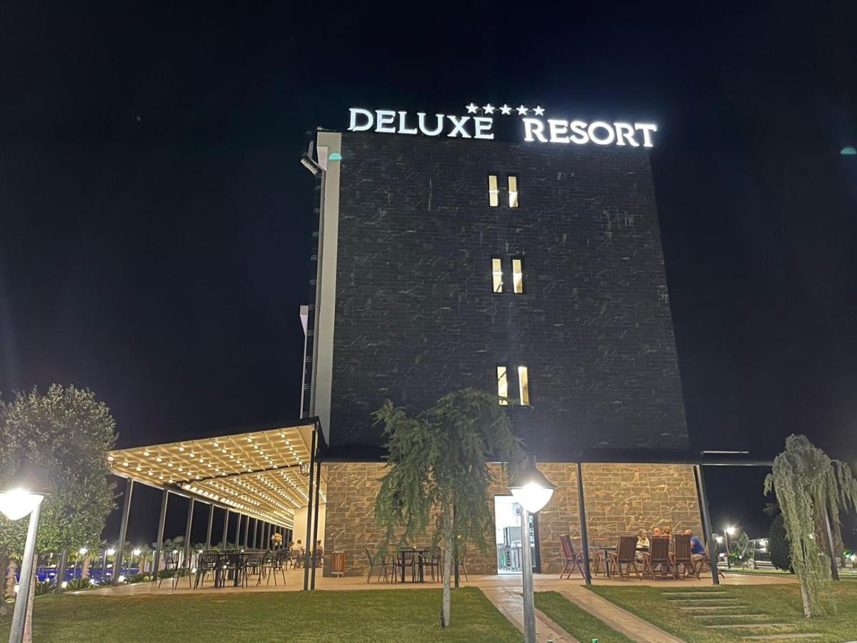 Deluxe Resort And Spa Koplik Ngoại thất bức ảnh