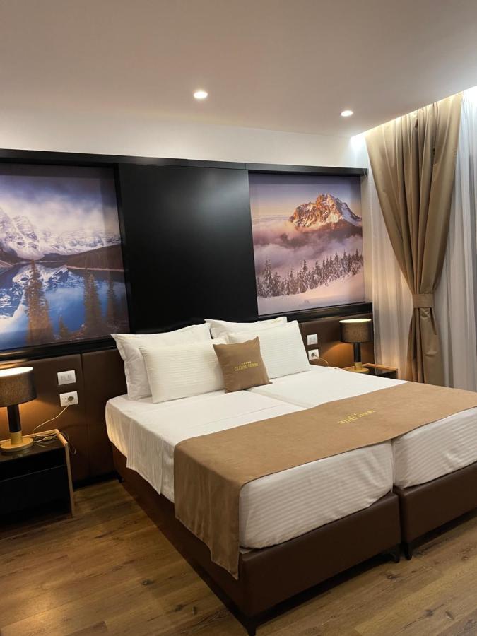 Deluxe Resort And Spa Koplik Ngoại thất bức ảnh