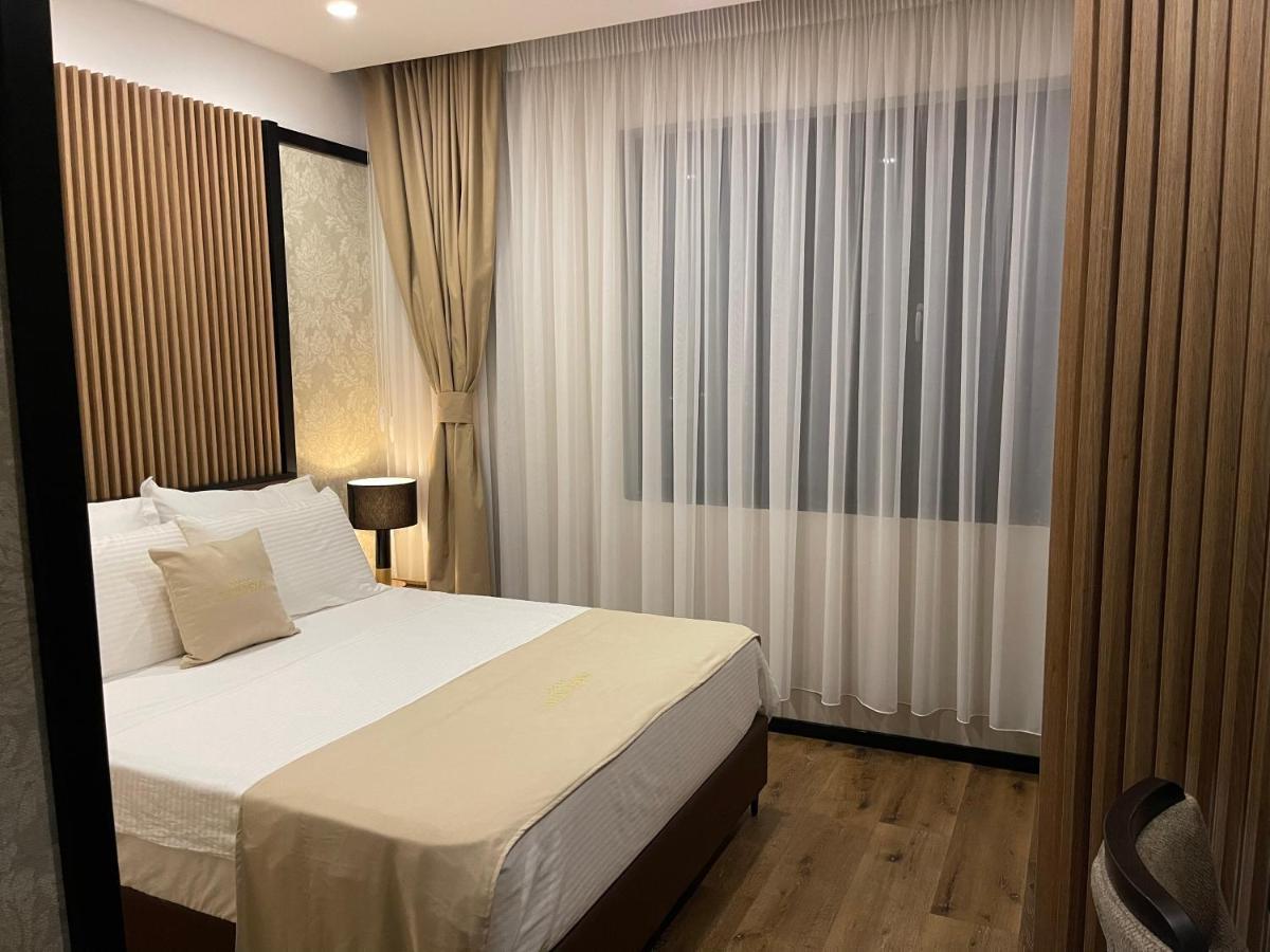 Deluxe Resort And Spa Koplik Ngoại thất bức ảnh