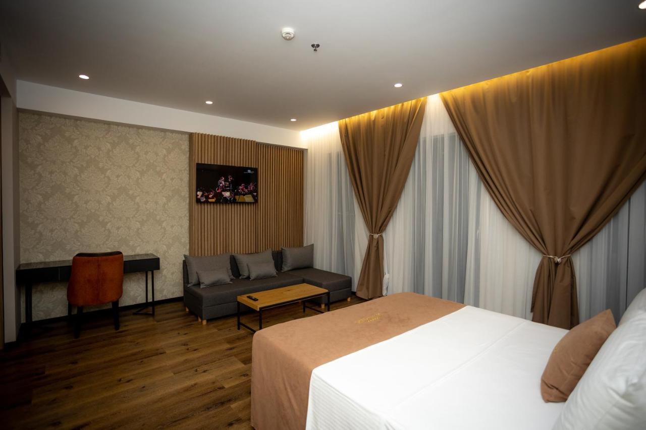 Deluxe Resort And Spa Koplik Ngoại thất bức ảnh
