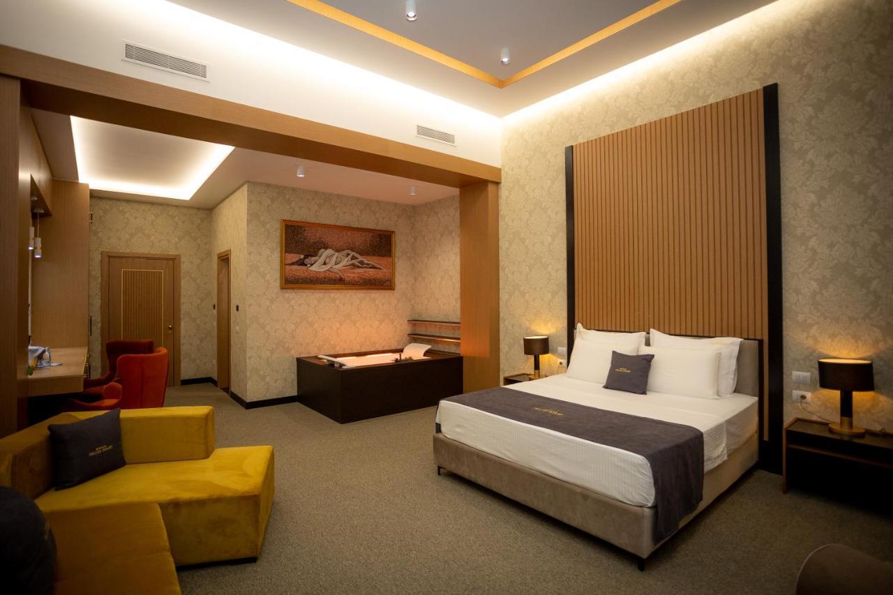 Deluxe Resort And Spa Koplik Ngoại thất bức ảnh
