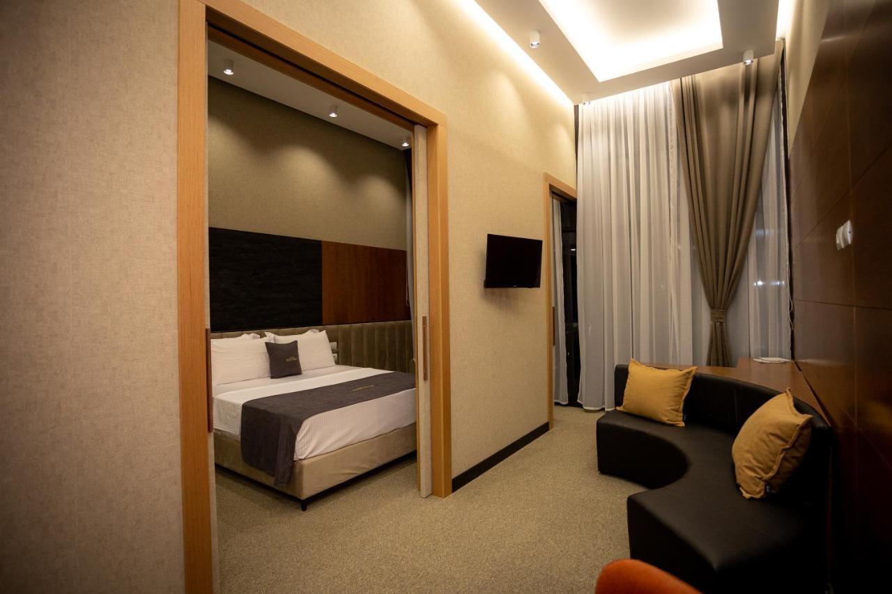 Deluxe Resort And Spa Koplik Ngoại thất bức ảnh