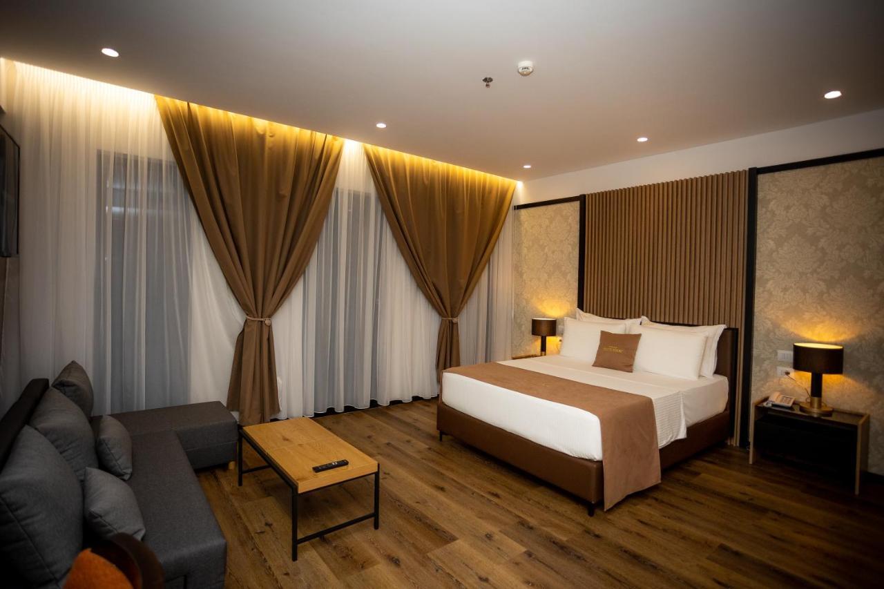 Deluxe Resort And Spa Koplik Ngoại thất bức ảnh